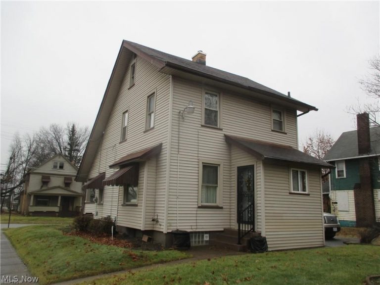 702 Delaware Avenue, Youngstown, OH - Photo 4