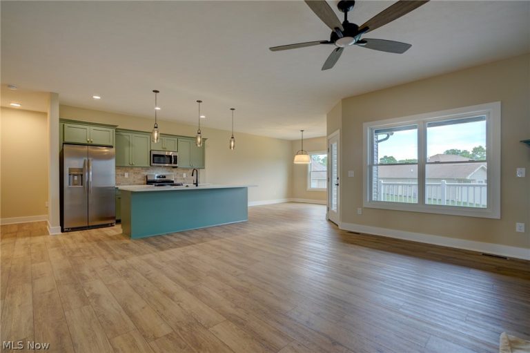 435 Granger Road, Medina, OH - Photo 4