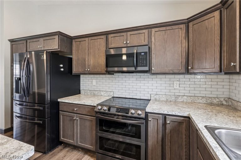 471 Tulip Trail, Wadsworth, OH - Photo 8