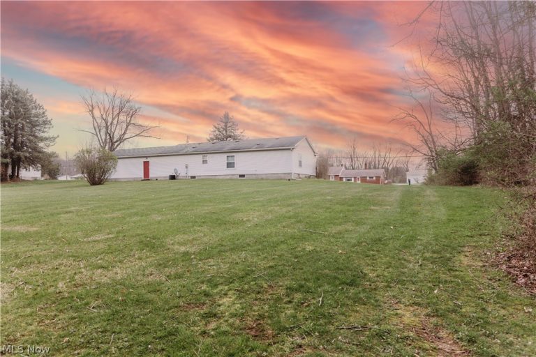 3995 Victory Avenue, Louisville, OH - Photo 5