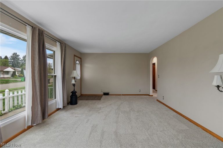 1432 Keuper Boulevard, Massillon, OH - Photo 5