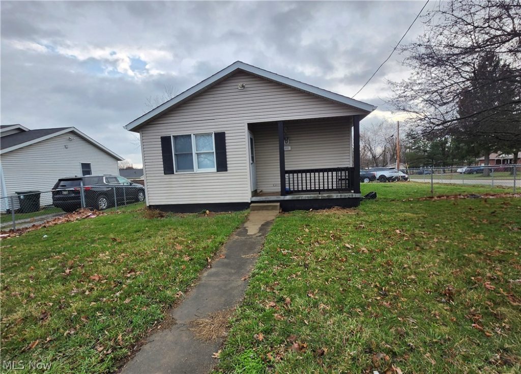 3002 Harmont Avenue, Canton, OH