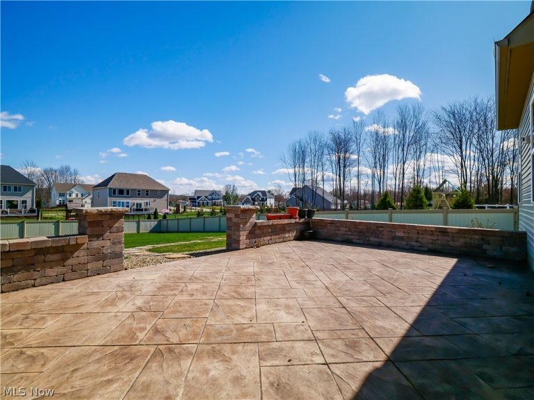 11005 Chippewa Path, North Royalton, OH - Photo 8