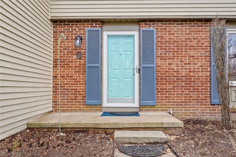 20771 Rudy Drive, Strongsville, OH - Photo 3