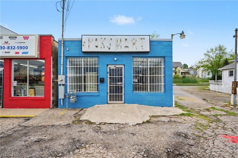 910 Erie Street, Massillon, OH, 44646