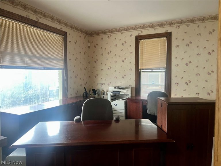 205 5th Street, Martins Ferry, OH - Photo 4