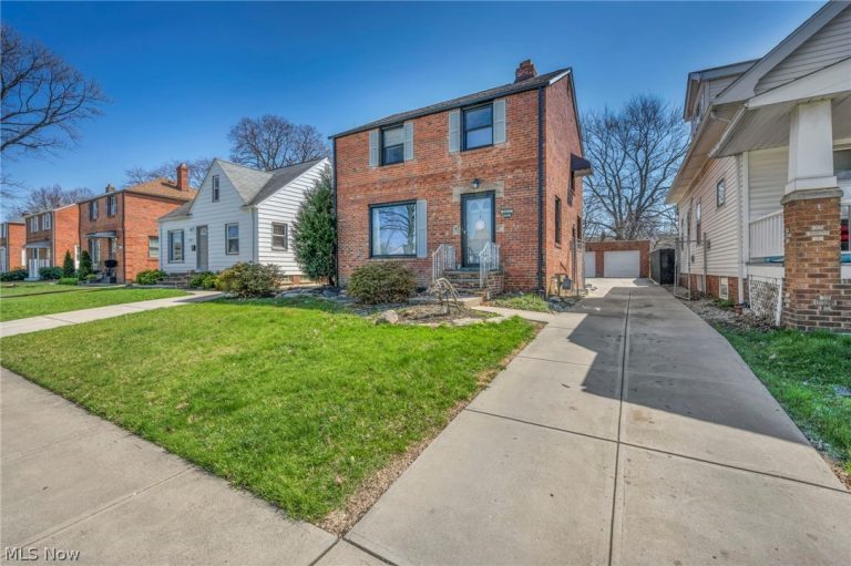 4911 Tuxedo Avenue, Parma, OH - Photo 2