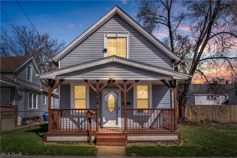 5628 Pacific Avenue, Cleveland, OH, 44102