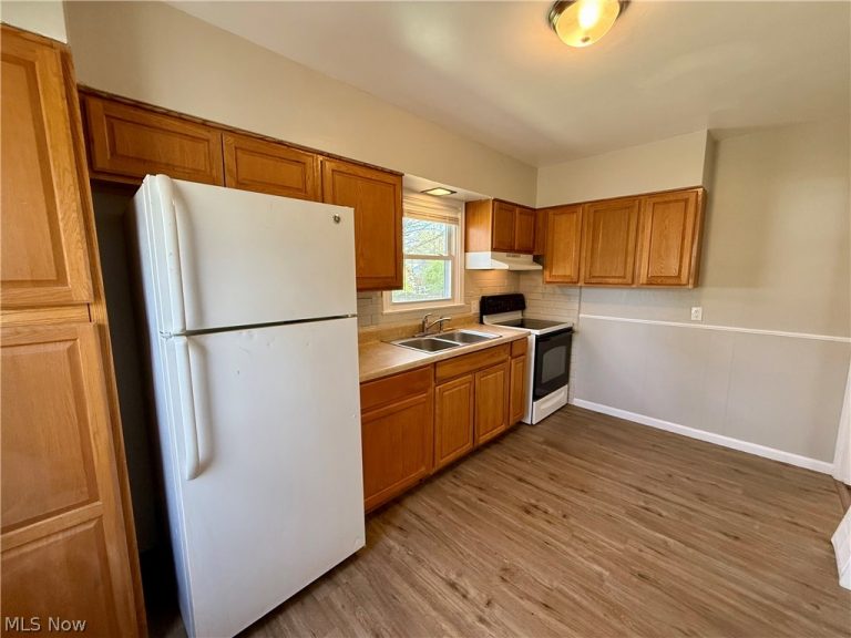 857 Kennebec Avenue, Akron, OH - Photo 8