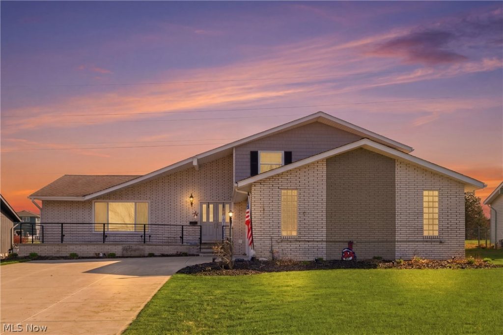 13901 Bennington Boulevard, Middleburg Heights, OH