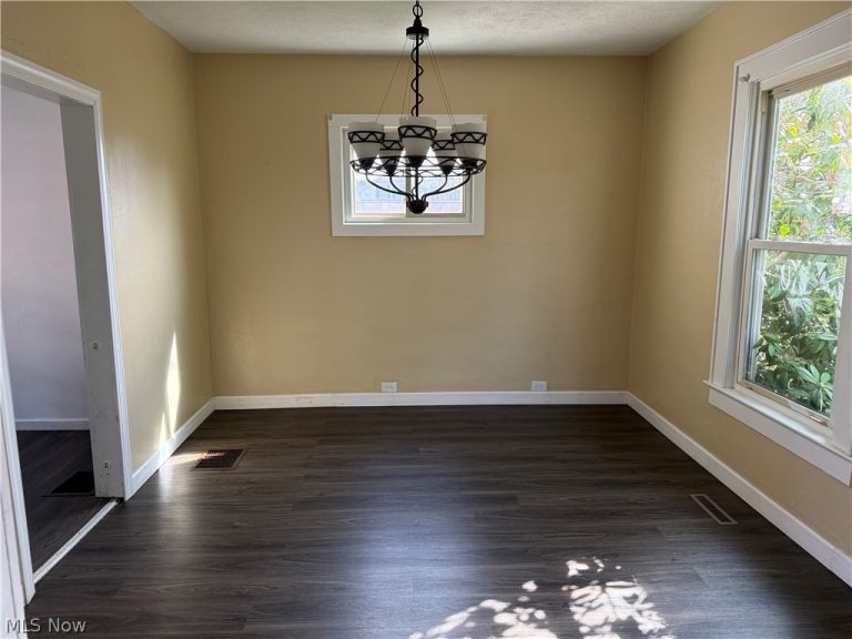 717 Dawson Street, Uhrichsville, OH - Photo 8
