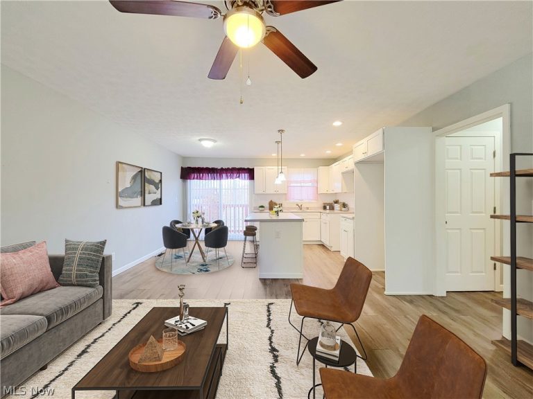 3411 7th Avenue, Parkersburg, WV - Photo 3