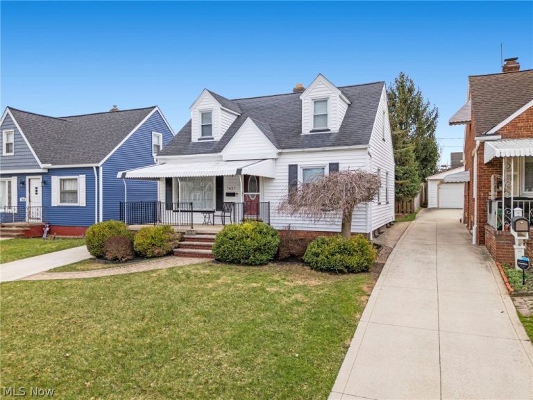 7427 Wefel Avenue, Brooklyn, OH - Photo 2