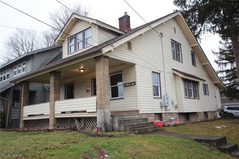 56 Osborn, Youngstown, OH - Photo 4