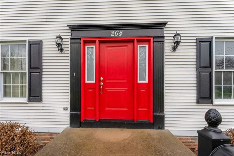 264 Main Street, Canfield, OH - Photo 5