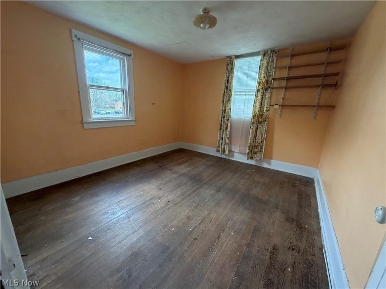 836 Stiles Avenue, Youngstown, OH - Photo 6