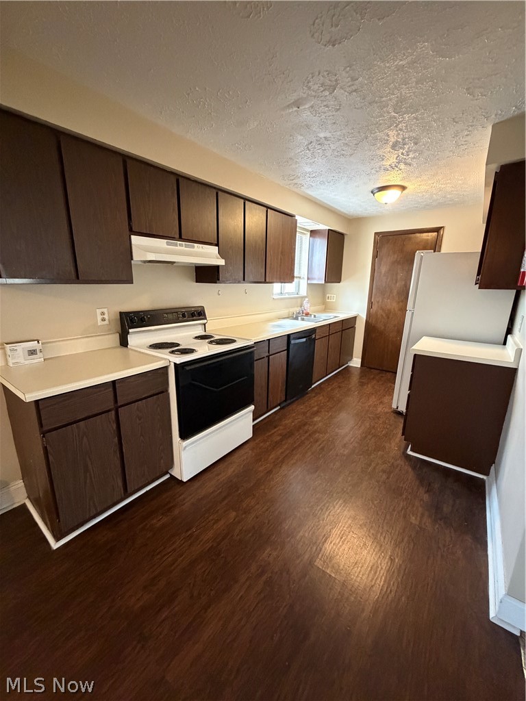 21 Wayne Street #1, Niles, OH - Photo 3