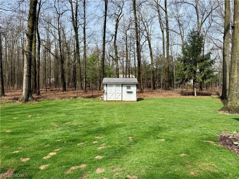 605 Sassafras Drive, Vermilion, OH - Photo 6