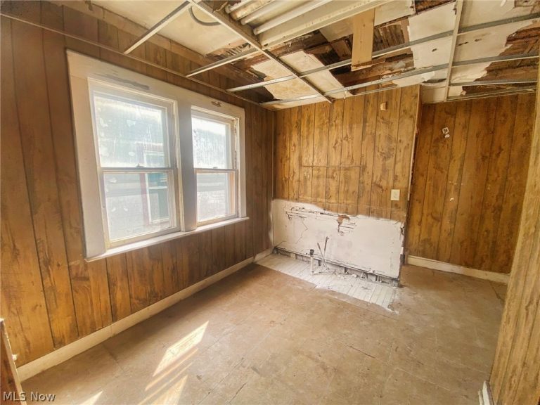 3344 Woodbridge Avenue, Cleveland, OH - Photo 4