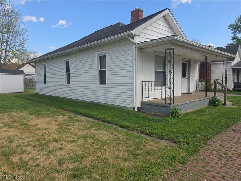623 9th Street, Cambridge, OH - Photo 5