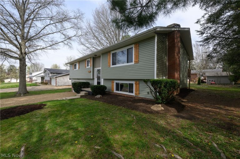 1708 Bruce Street, Canal Fulton, OH - Photo 3