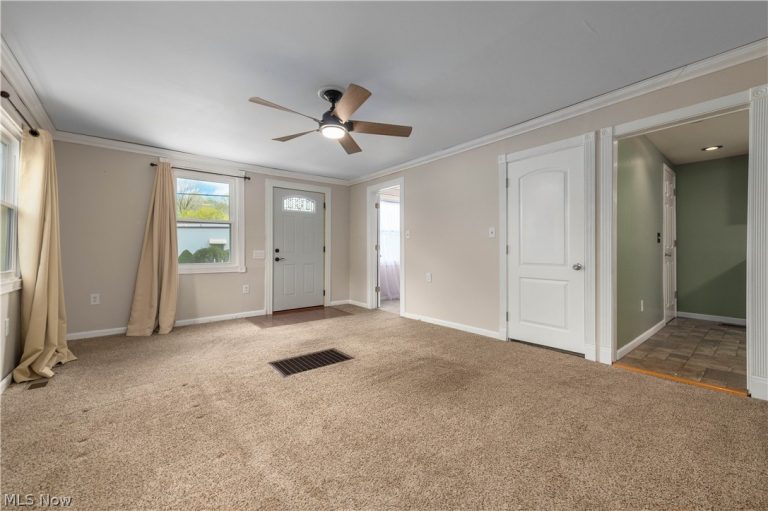 10716 Green Road, Wakeman, OH - Photo 6