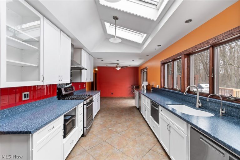 3269 Wildwood Drive, Medina, OH - Photo 6