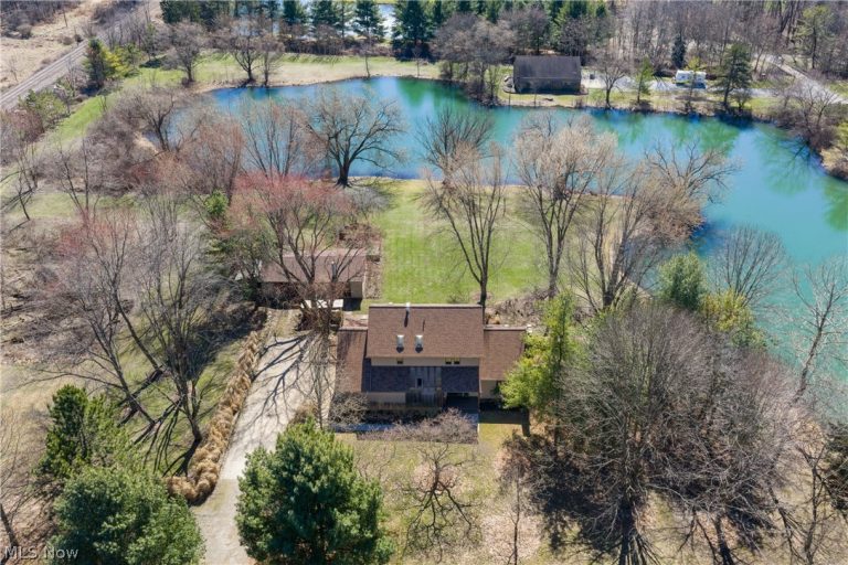 490 Johnson Road, Kent, OH - Photo 2