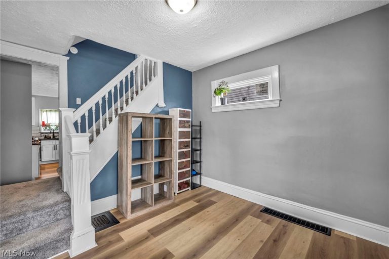 3146 90th Street, Cleveland, OH - Photo 6