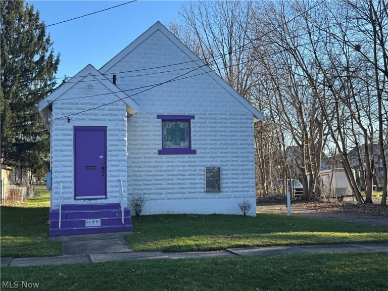 1145 Stiles, Warren, OH - Photo 2