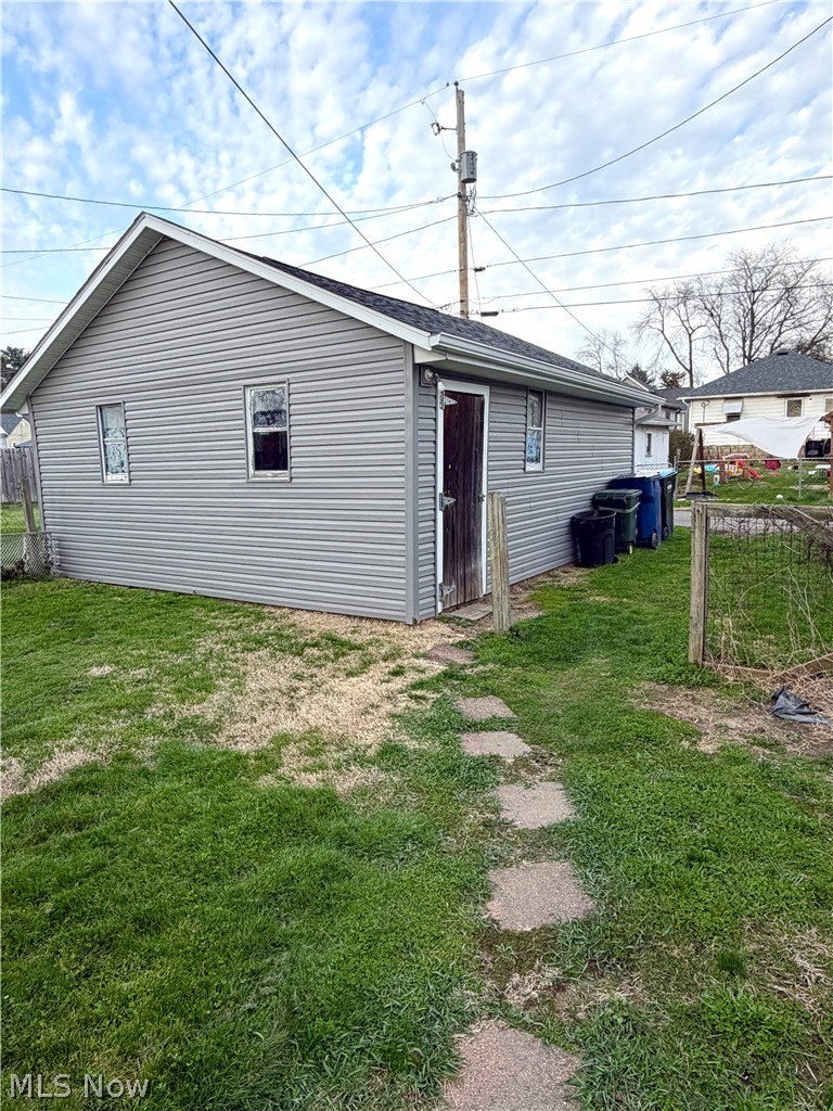 776 Larzelere Avenue, Zanesville, OH - Photo 3