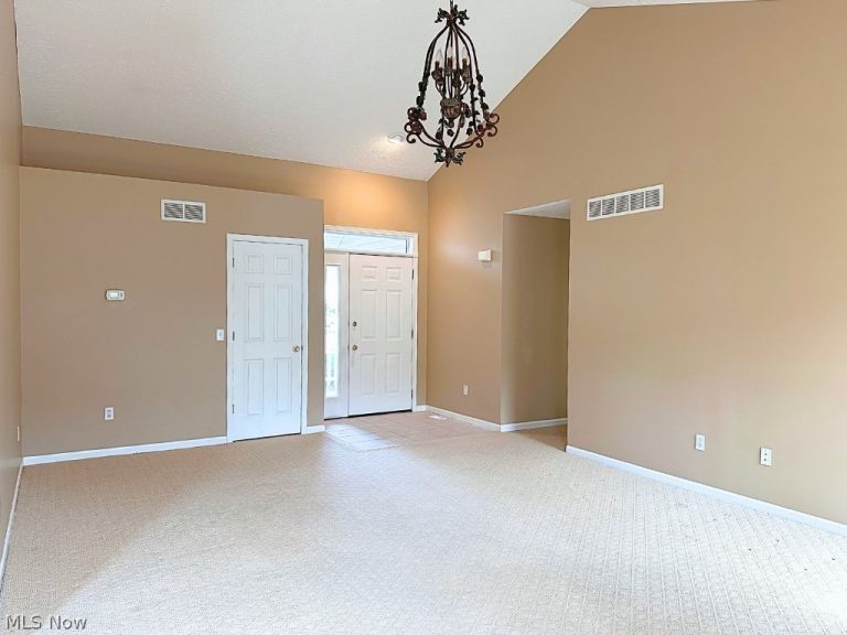 613 Ericston Court, Painesville, OH - Photo 5