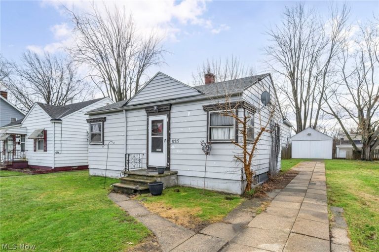 12827 Kirton, Cleveland, OH - Photo 2