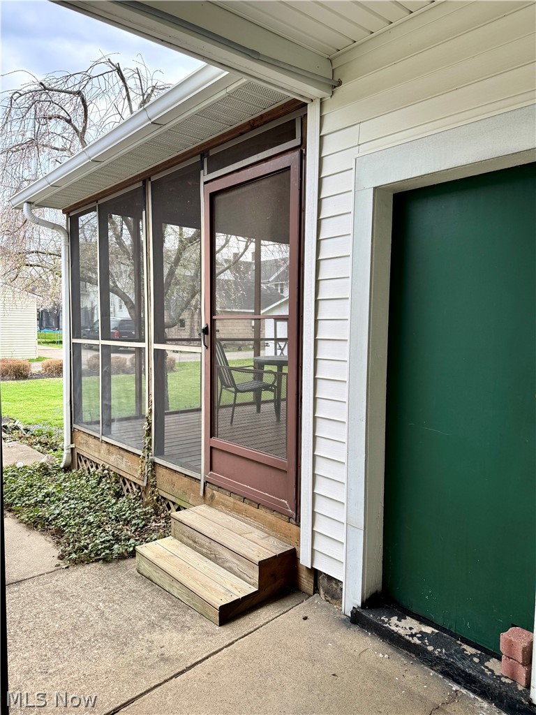 1011 Adams Street, Coshocton, OH - Photo 3