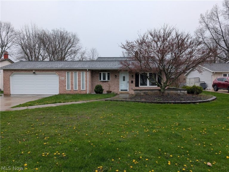 8645 Courtland Drive, Strongsville, OH, 44149