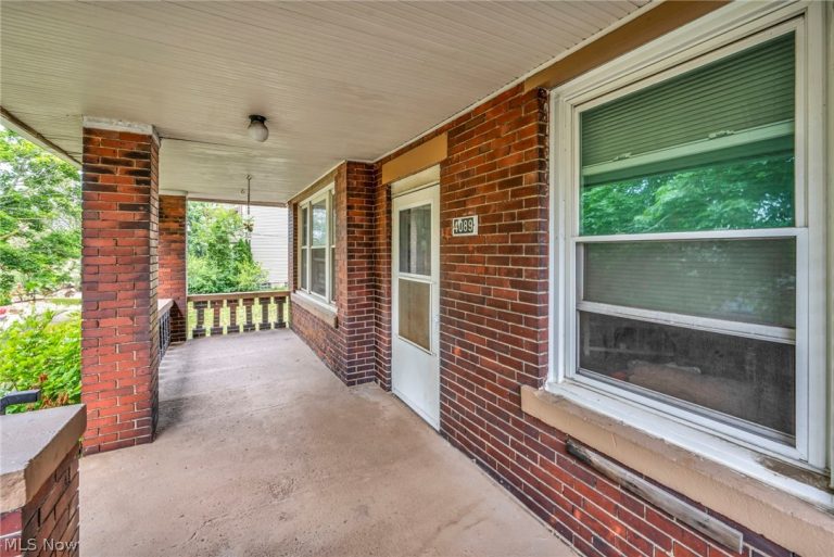 4089 64th Street, Cleveland, OH - Photo 4