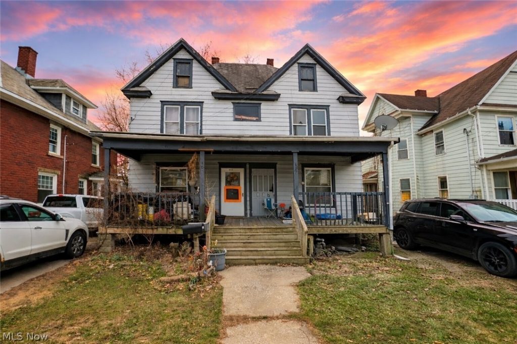 805 Main Street, Conneaut, OH