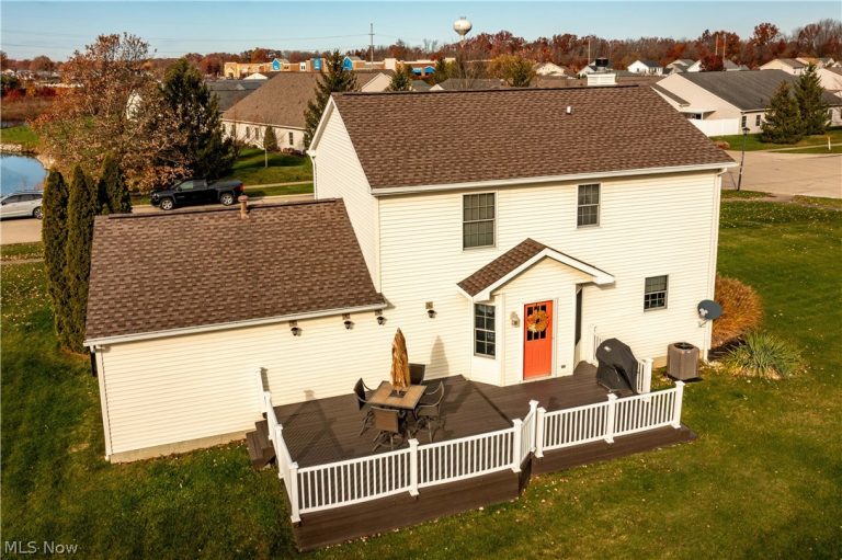 602 Still Water Boulevard, Elyria, OH - Photo 3
