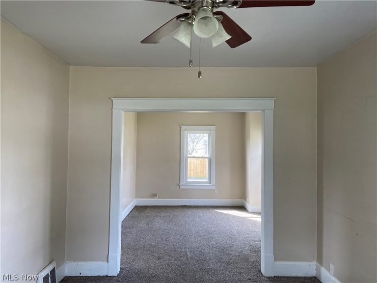 428 Chestnut Street, Newcomerstown, OH - Photo 8