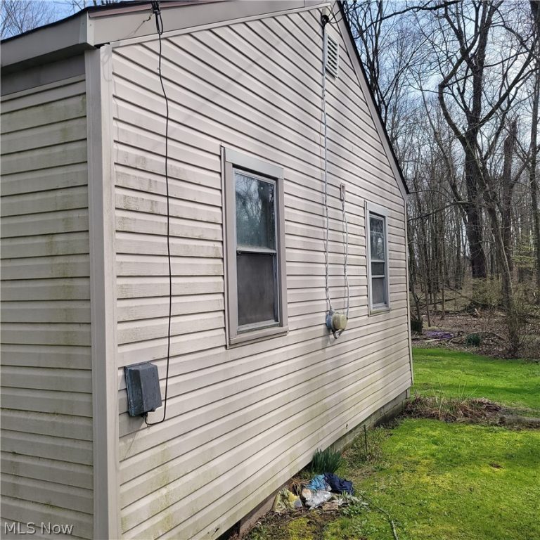 5820 Ash Street, Chippewa Lake, OH - Photo 3