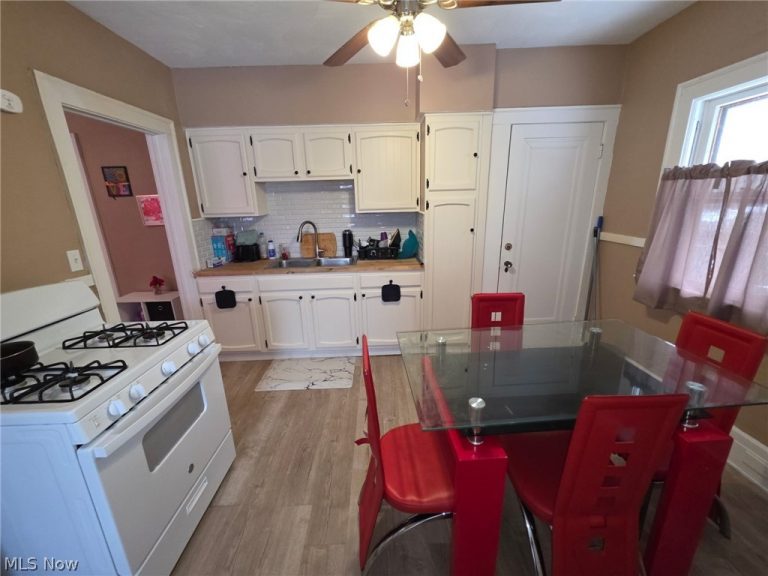 14013 Milverton Road, Cleveland, OH - Photo 8