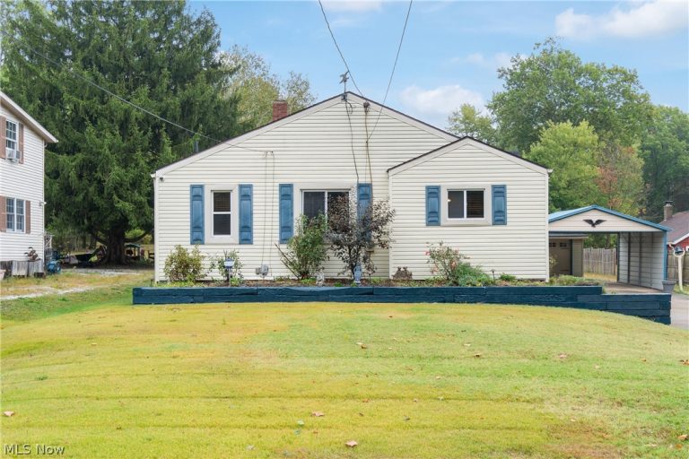 1649 Betz Road, Akron, OH - Photo 2