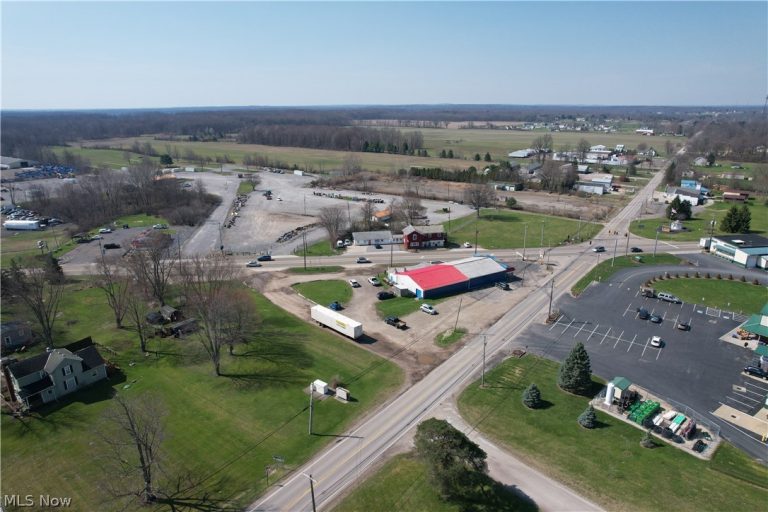 6792 Tallmadge Road, Rootstown, OH - Photo 6