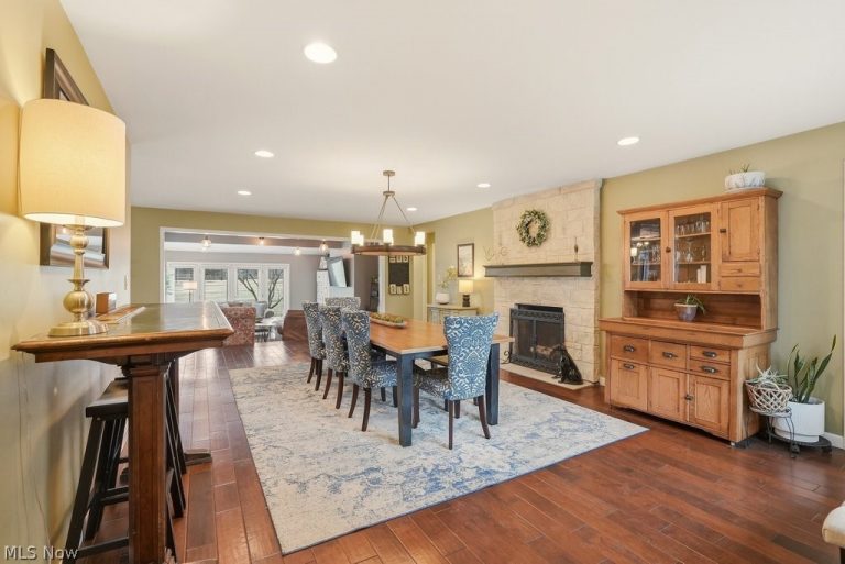 569 Atterbury Boulevard, Hudson, OH - Photo 4