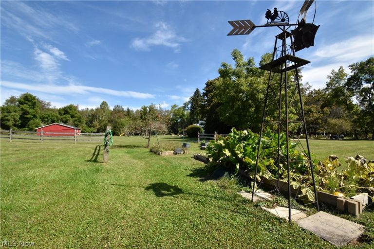 13354 Aquilla Road, Chardon, OH - Photo 4