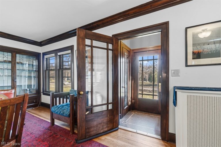 3030 Huntington Road, Shaker Heights, OH - Photo 4