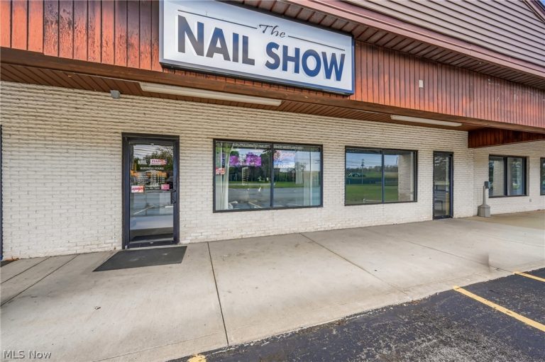 6100 Tod Avenue, Warren, OH, 44481