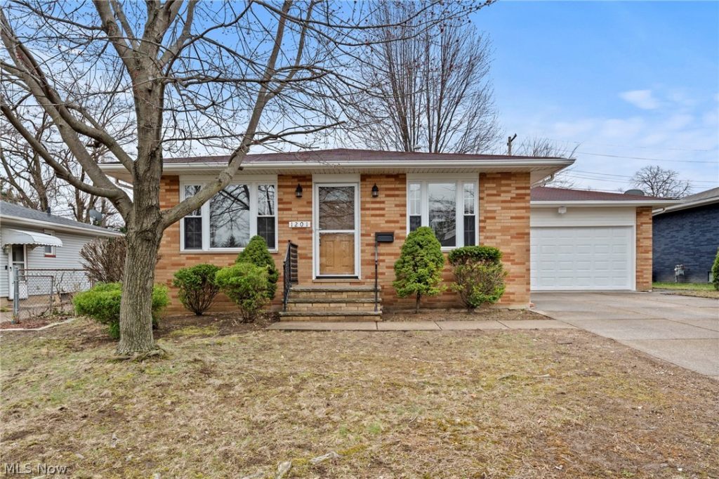 1201 Galaxy Drive, Cleveland, OH