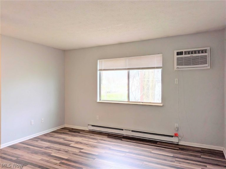 215 Grant Boulevard, Minerva, OH - Photo 5