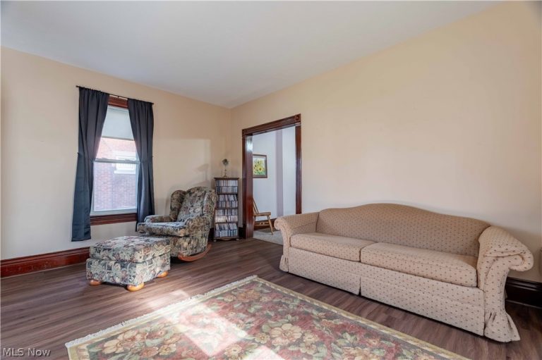 1521 Tremont Avenue, Massillon, OH - Photo 8